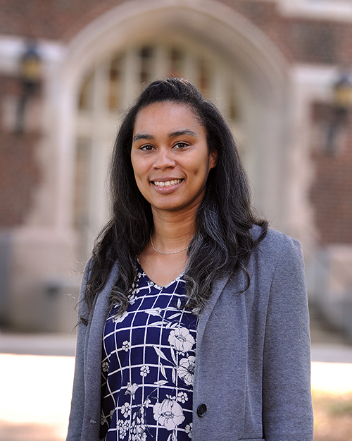 Bryce Burton, clinical veterinarian with the College of Veterinary Medicine of Lab Animal Care.