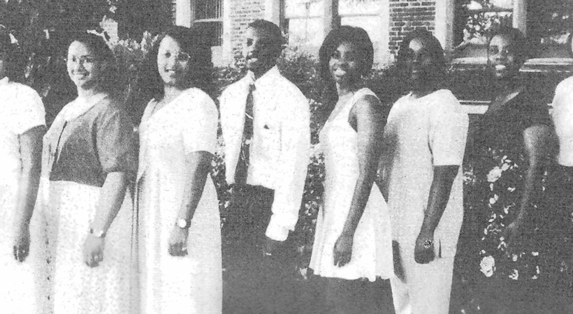 In 1997, eight high school veterinary interns spent one week of the eight-week session at UTCVM working.